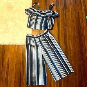 2-piece stripped blue set